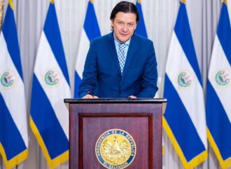 RENUNCIA COMISIONADO PRESIDENCIAL PARA DERECHOS HUMANOS EN MEDIO DE CRÍTICAS Y CONTROVERSIA