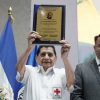 PARLACEN OTORGA PREMIO “SAN ÓSCAR ARNULFO ROMERO” A CARLOS LOPEZ MENDOZA