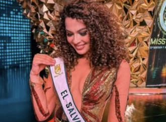 SOFÍA ESTUPINIÁN PONE EN ALTO A EL SALVADOR EN MISS MUNDO 2025 CON SU PROYECTO “ELLAS CRECEN”