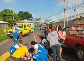 MOTOCICLISTAS RESULTAN LESIONADOS EN DIFERENTES ACCIDENTES DE TRÁNSITO EN EL SALVADOR