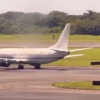 SUPUESTO TRASLADO DE VENEZOLANOS DEL CECOT A VENEZUELA GENERA EXPECTATIVA Y HERMETISMO EN AEROPUERTO INTERNACIONAL