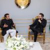 BUKELE SE REÚNE CON MINISTRO DE CRIPTOMONEDAS DE PAKISTÁN PARA FORTALECER LAZOS EN TECNOLOGÍA DIGITAL