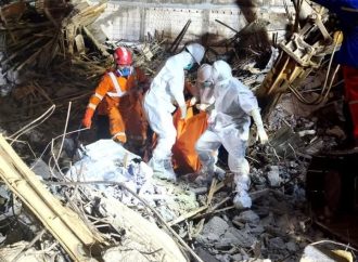 SUBE A 54 EL NÚMERO DE MUERTOS POR DERRUMBE DE ESCUELA ISLÁMICA EN INDONESIA