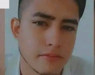 IDENTIFICAN A MOTOCICLISTA QUE MURIÓ TRAS ACCIDENTE EN AUTOPISTA A COMALAPA
