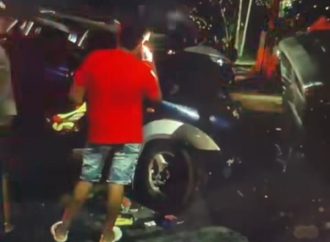 CONDUCTOR MUERE TRAS CHOCAR CONTRA UN TRÁILER EN SAN ALEJO, LA UNIÓN