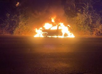 VEHÍCULO SE INCENDIA Y CONDUCTOR SUFRE QUEMADURAS EN LA TRONCAL DEL NORTE