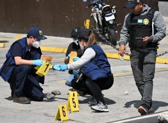 AUMENTA A 11 LA CIFRA DE POLICÍAS ASESINADOS EN GUATEMALA TRAS OFENSIVA DE PANDILLAS