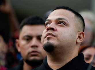 JUEZA ORDENA QUE ICE NO PUEDA VOLVER A DETENER A KILMAR ABREGO GARCÍA POR FALTA DE PLAN VIABLE DE DEPORTACIÓN