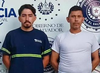 CAPTURAN A DOS HOMBRES POR RECEPTACIÓN DE MOTOCICLETA HURTADA EN SOYAPANGO