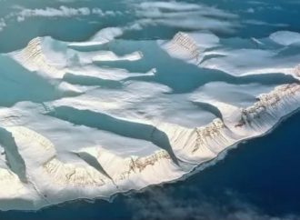 ESTUDIO REVELA QUE LA ANTÁRTIDA HA PERDIDO MÁS DE 12,800 KM² DE HIELO EN LOS ÚLTIMOS 30 AÑOS