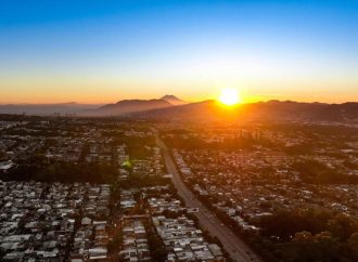 ABRIL SERÁ EL MES MÁS CALUROSO DEL AÑO EN EL SALVADOR, ADVIERTEN AUTORIDADES