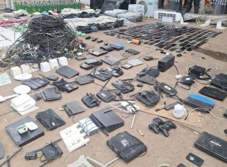 AUTORIDADES DE GUATEMALA DECOMISAN ANTENAS STARLINK Y DISPOSITIVOS ELECTRÓNICOS EN REQUISA CARCELARIA