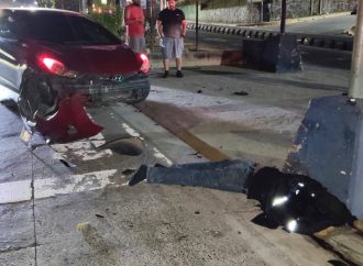 FALLECE JOVEN Y OTRO RESULTA LESIONADO EN ACCIDENTE EN BULEVAR DEL EJÉRCITO