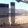AUTORIDADES FRONTERIZAS DE EE. UU. DIFUNDEN AVANCES EN CONSTRUCCIÓN DEL MURO EN LA FRONTERA CON MÉXICO