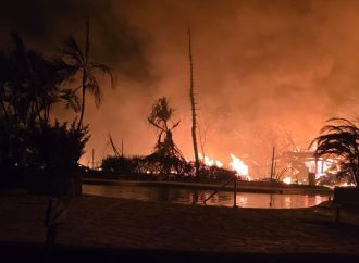 INCENDIO CONSUME 36 HABITACIONES EN HOTEL DE ROATÁN, HONDURAS