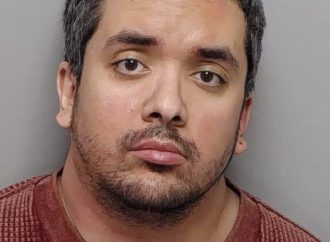 EN ESTADOS UNIDOS UN HIJO FUE ARRESTADO TRAS ASESINAR A SU PADRE Y OCULTAR EL CUERPO EN UNA BOLSA