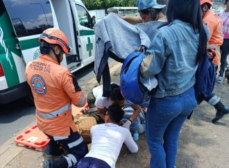 MOTOCICLISTA RESULTA LESIONADO TRAS ACCIDENTE EN SANTA ANA