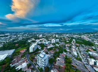 MEDIO AMBIENTE PRONOSTICA MIÉRCOLES CALUROSO Y CON LLUVIAS EN EL SALVADOR