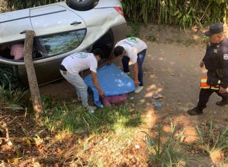 CUATRO PERSONAS MUEREN EN TRÁGICO ACCIDENTE EN CARRETERA SAN SALVADOR–SANTA ANA