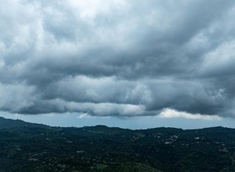 AMBIENTE CALUROSO CON LLUVIAS Y TORMENTAS PREVISTAS PARA ESTE MARTES EN EL SALVADOR