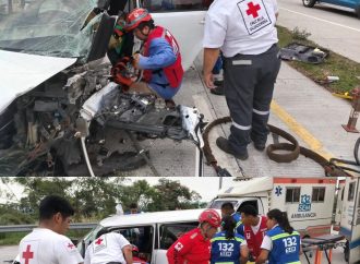 ACCIDENTE DE TRÁNSITO EN BULEVAR CONSTITUCIÓN DEJA DOS PERSONAS LESIONADAS