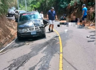 ACCIDENTE DE TRÁNSITO EN CARRETERA A JAYAQUE DEJA DOS PERSONAS LESIONADAS