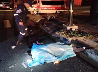 MOTOCICLISTA MUERE EN APARATOSO ACCIDENTE EN SAN SALVADOR