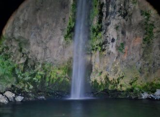 LOCALIZARON Y RECUERARON DOS CUERPOS DE LAS TRES PERSONAS QUE MURIERON AHOGADAS EN UN LUGAR TURISTICO DE MORAZÁN
