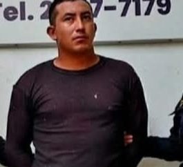 CAPTURAN A HOMBRE ACUSADO DE AGREDIR A SU COMPAÑERA DE VIDA Y A SU HIJA EN SANTA ANA