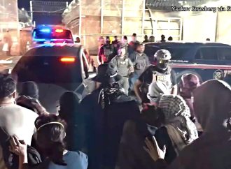 “ESTO NO ES UN HOLIDAY INN”: SECRETARIO DE SEGURIDAD NACIONAL DEFIENDE CONDICIONES EN CENTRO DE DETENCIÓN DE NUEVA JERSEY