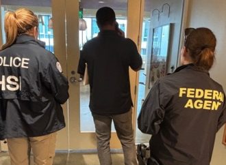PROHÍBEN ARRESTOS DE ICE EN CORTES DE INMIGRACIÓN DE NUEVA YORK