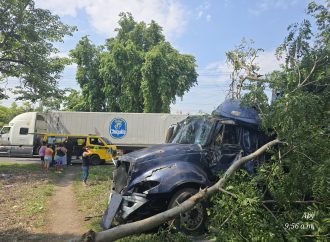 PERSONA RESULTA LESIONADA EN ACCIDENTE DE TRÁNSITO SOBRE LA CARRETERA PANAMERICANA