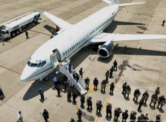 EE. UU. DEPORTA A OTROS 126 VENEZOLANOS EN VUELO DE REPATRIACIÓN HACIA MAIQUETÍA