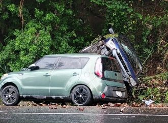 ACCIDENTE DE TRÁNSITO ENTRE DOS VEHÍCULOS DEJA PERSONAS LESIONADAS EN CUSCATLÁN