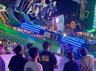 FALLA MECÁNICA EN JUEGO DE FERIA GENERÓ EMERGENCIA Y MOVILIZÓ A EQUIPOS DE RESCATE EN ACAJUTLA,SONSONATE