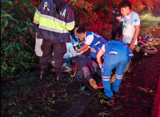MOTOCICLISTA RESULTA LESIONADO TRAS CAER A UN BARRANCO EN EL CONGO,SANTA ANA