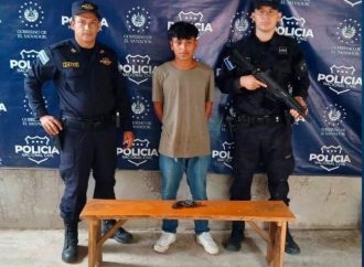 CAPTURAN A JOVEN ACUSADO DE AMENAZAR CON UN ARMA DE FUEGO A OTRO HOMBRE EN SONSONATE