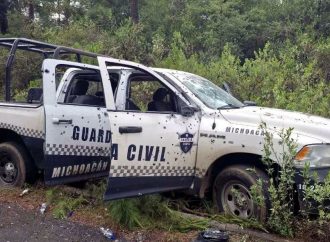 EMBOSCADA ARMADA DEJA CINCO POLICÍAS MUERTOS Y CINCO HERIDOS EN MICHOACÁN