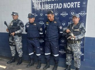 CAPTURAN A DOS AGENTES DE TRÁNSITO ACUSADOS DE COHECHO EN QUEZALTEPEQUE