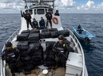 MARINA DE EL SALVADOR INCAUTA 1.36 TONELADAS DE COCAÍNA VALORADAS EN $34 MILLONES