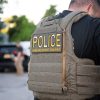 DOCUMENTOS JUDICIALES REVELAN CÓMO HABRÍAN OPERADO AGENTES DE ICE ANTES DE REDADAS EN LOS ÁNGELES