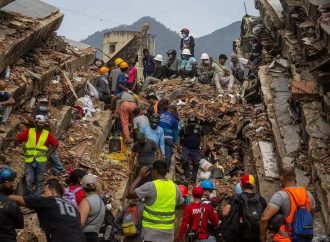 CIFRA DE FALLECIDOS POR LOS TERREMOTOS EN VENEZUELA ASCIENDE A 2,295; CONTINÚAN LAS LABORES DE RESCATE