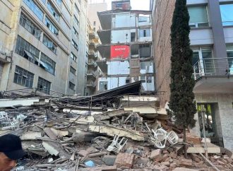 AUMENTA A 47 LA CIFRA DE MUERTOS POR TERREMOTO DE MAGNITUD 7.4 EN COLOMBIA