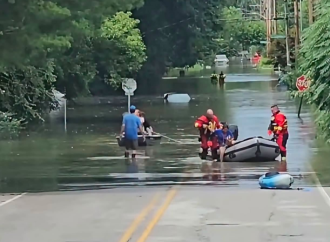 EN ESTADOS UNIDOS AL MENOS CINCO MUERTOS POR FUERTES TORMENTAS E INUNDACIONES EN INDIANA