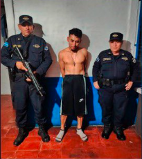 PNC CAPTURA A HOMBRE ACUSADO DE ACUCHILLAR A OTRO EN CANDELARIA, CUSCATLÁN SUR