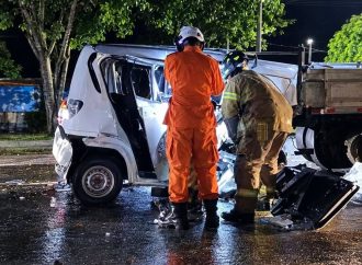 UNA PERSONA FALLECIÓ Y OTRA MÁS RESULTÓ LESIONADA EN UN ACCIDENTE DE TRÁNSITO EN LA LABOR, AHUACHAPÁN