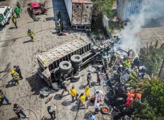 ACCIDENTE MÚLTIPLE EN EL REDONDEL INTEGRACIÓN DEJA UNA PERSONA FALLECIDA Y SIETE LESIONADAS