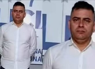 CAPTURAN A AGENTE POLICIAL TRAS ACCIDENTE DE TRÁNSITO EN ATIQUIZAYA