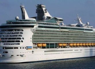 SALVADOREÑA SOBREVIVE TRAS PASAR CERCA DE 20 HORAS EN EL MAR LUEGO DE CAER DE UN CRUCERO EN GRECIA