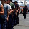ESTADOS UNIDOS DEPORTA A 100 SALVADOREÑOS EN VUELO CON DESTINO A EL SALVADOR